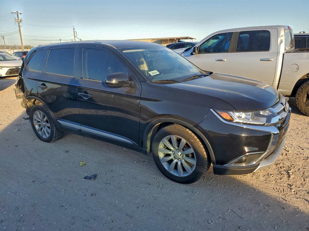 2016 MITSUBISHI outlander