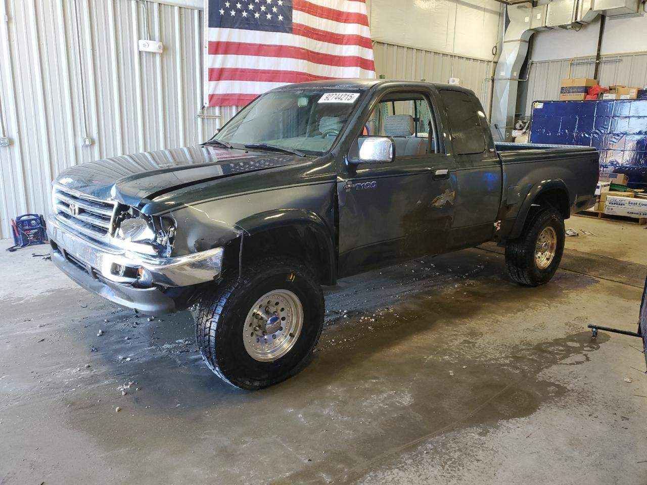 1995 TOYOTA T100
