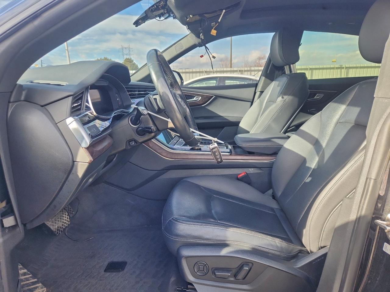 2020 AUDI Q8