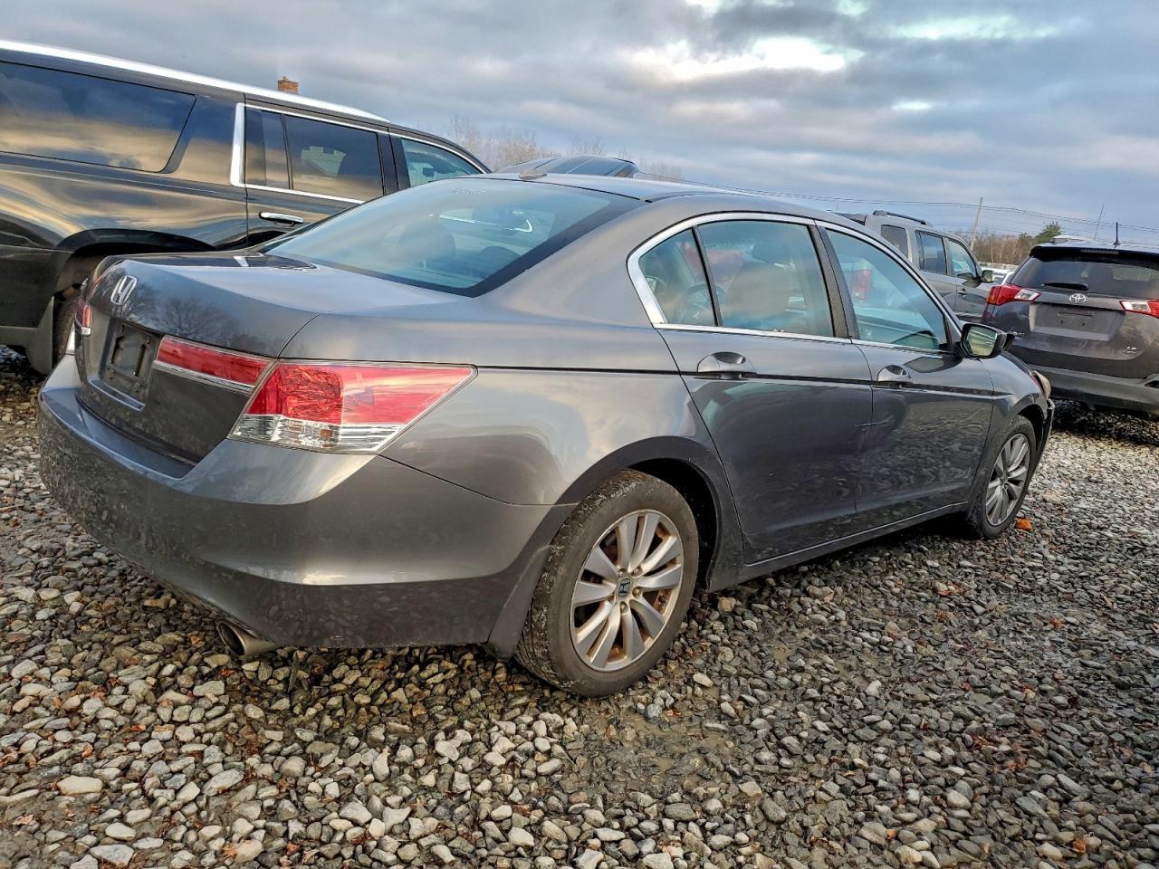 2011 HONDA ACCORD
