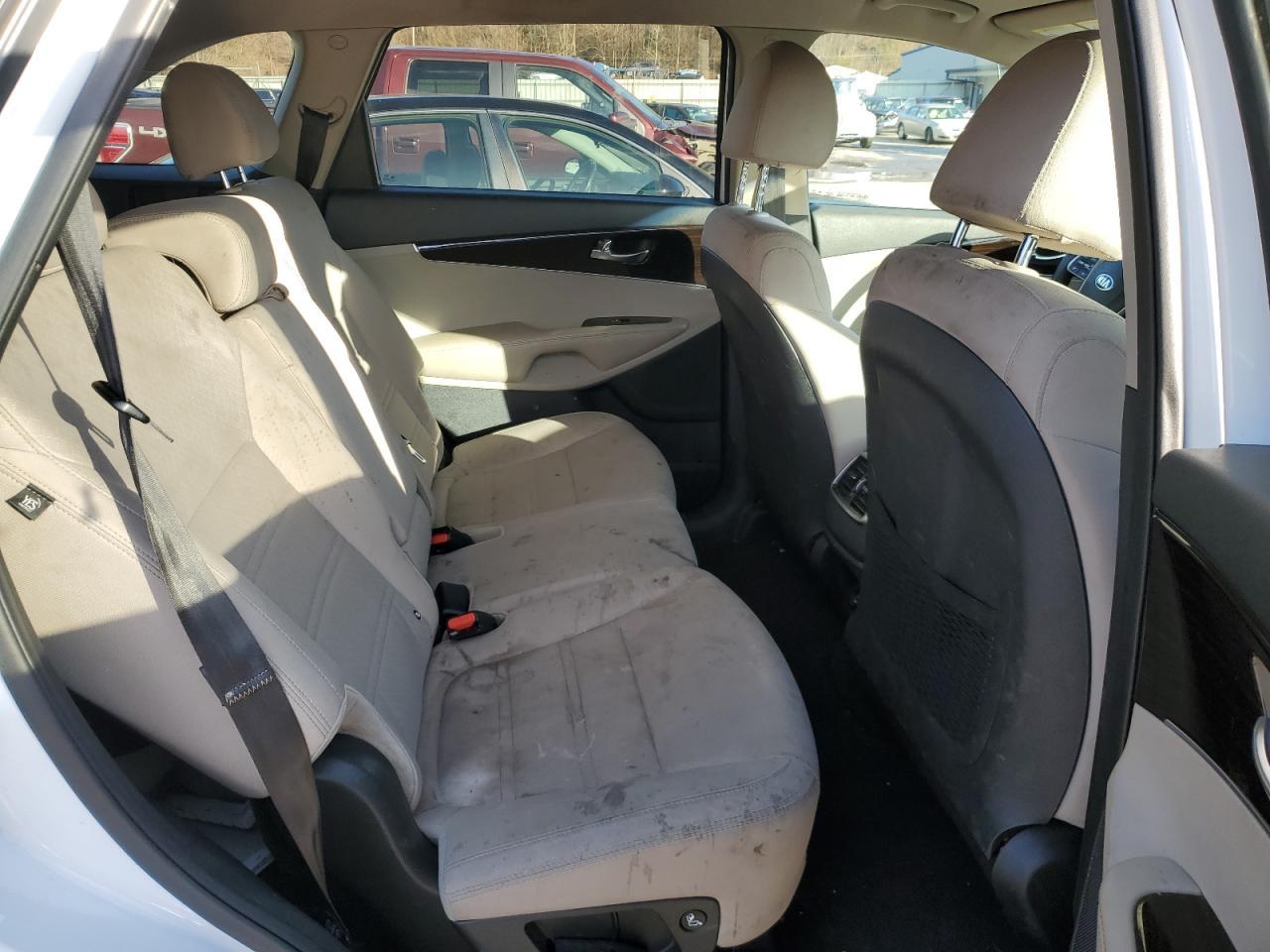 2020 KIA SORENTO