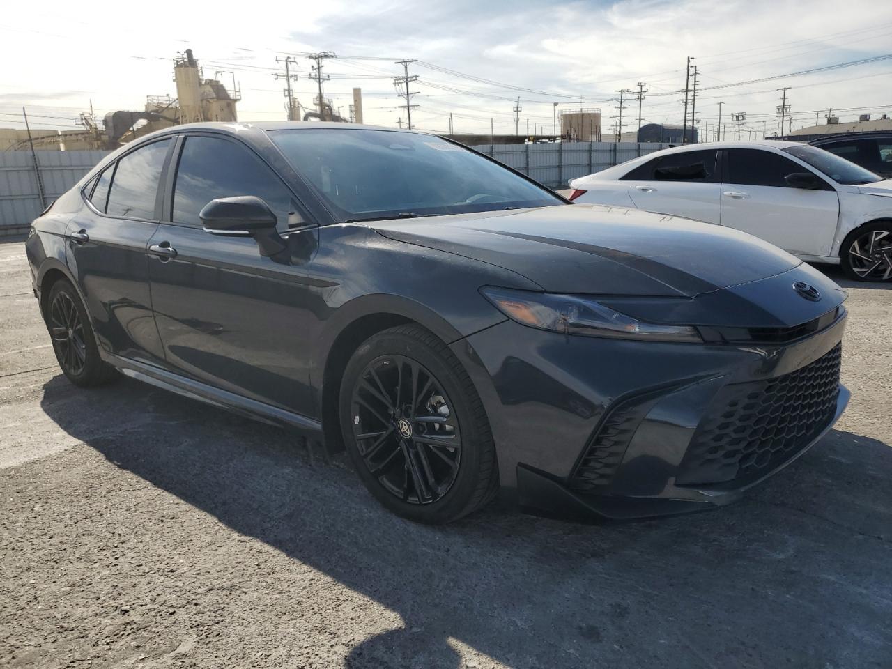 2025 TOYOTA CAMRY