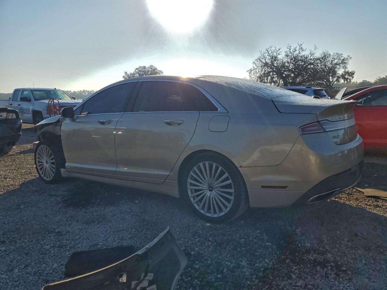 2017 LINCOLN MKZ