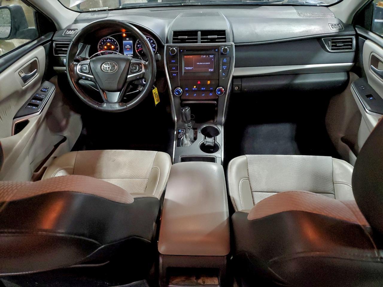 2016 TOYOTA CAMRY