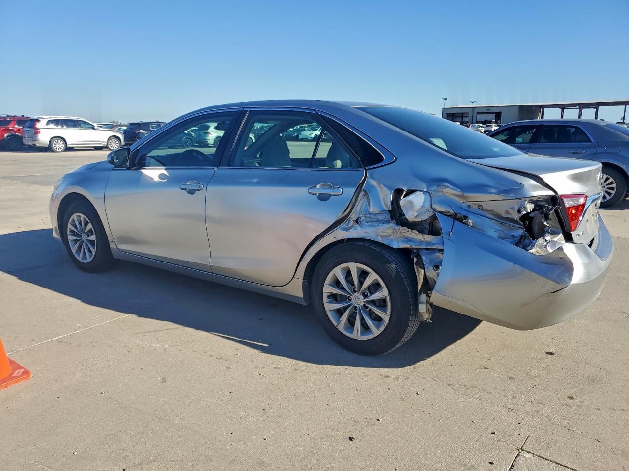2015 TOYOTA CAMRY