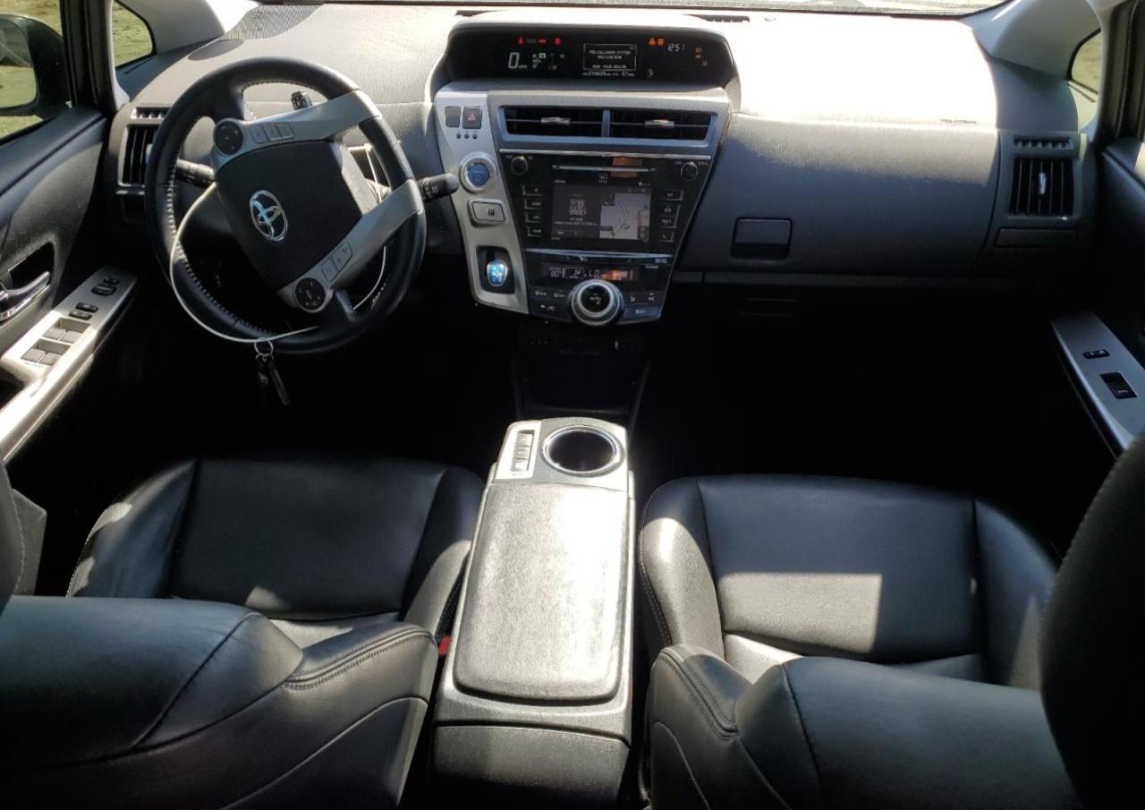 2017 TOYOTA PRIUS V