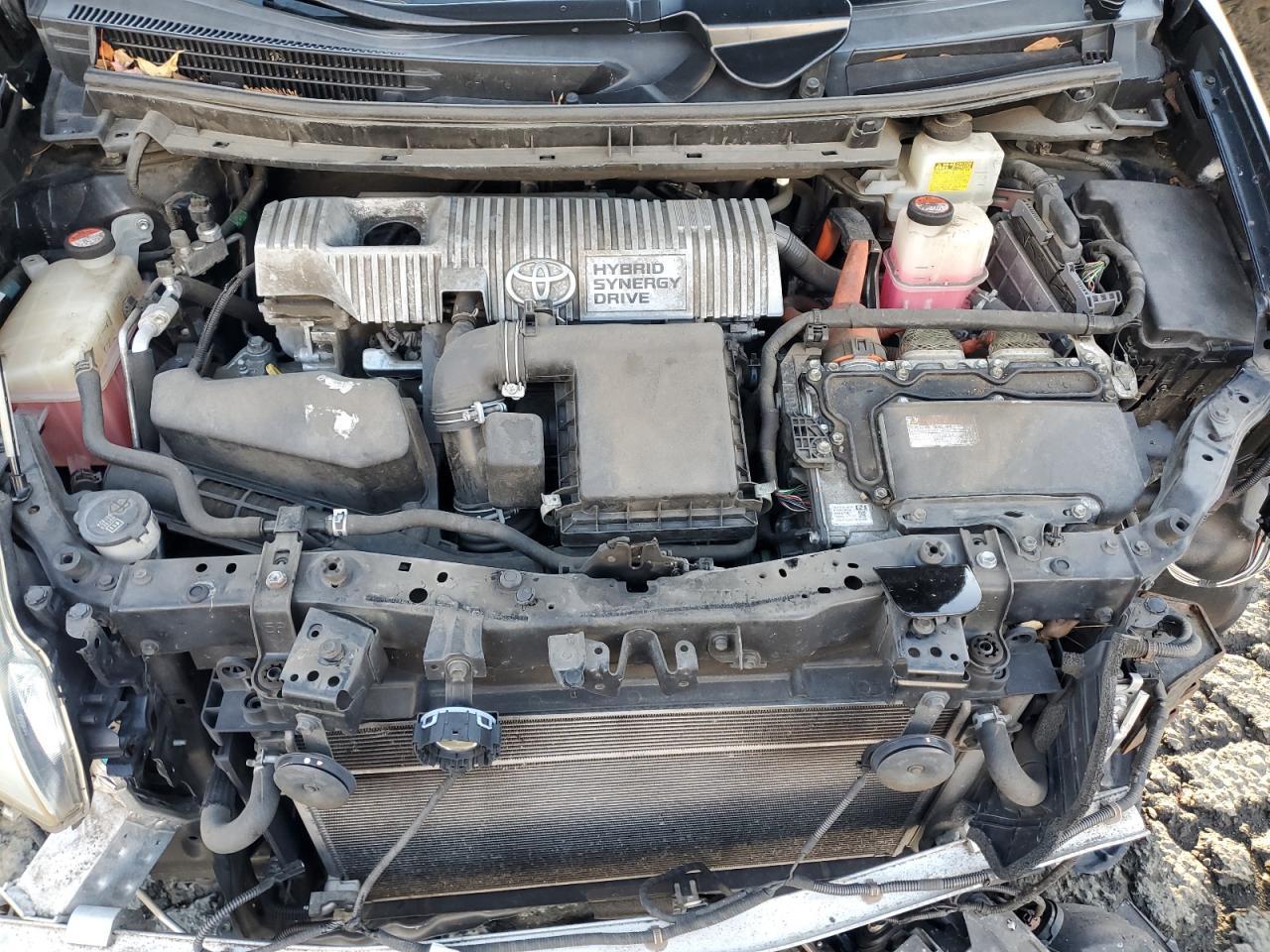 2015 TOYOTA PRIUS