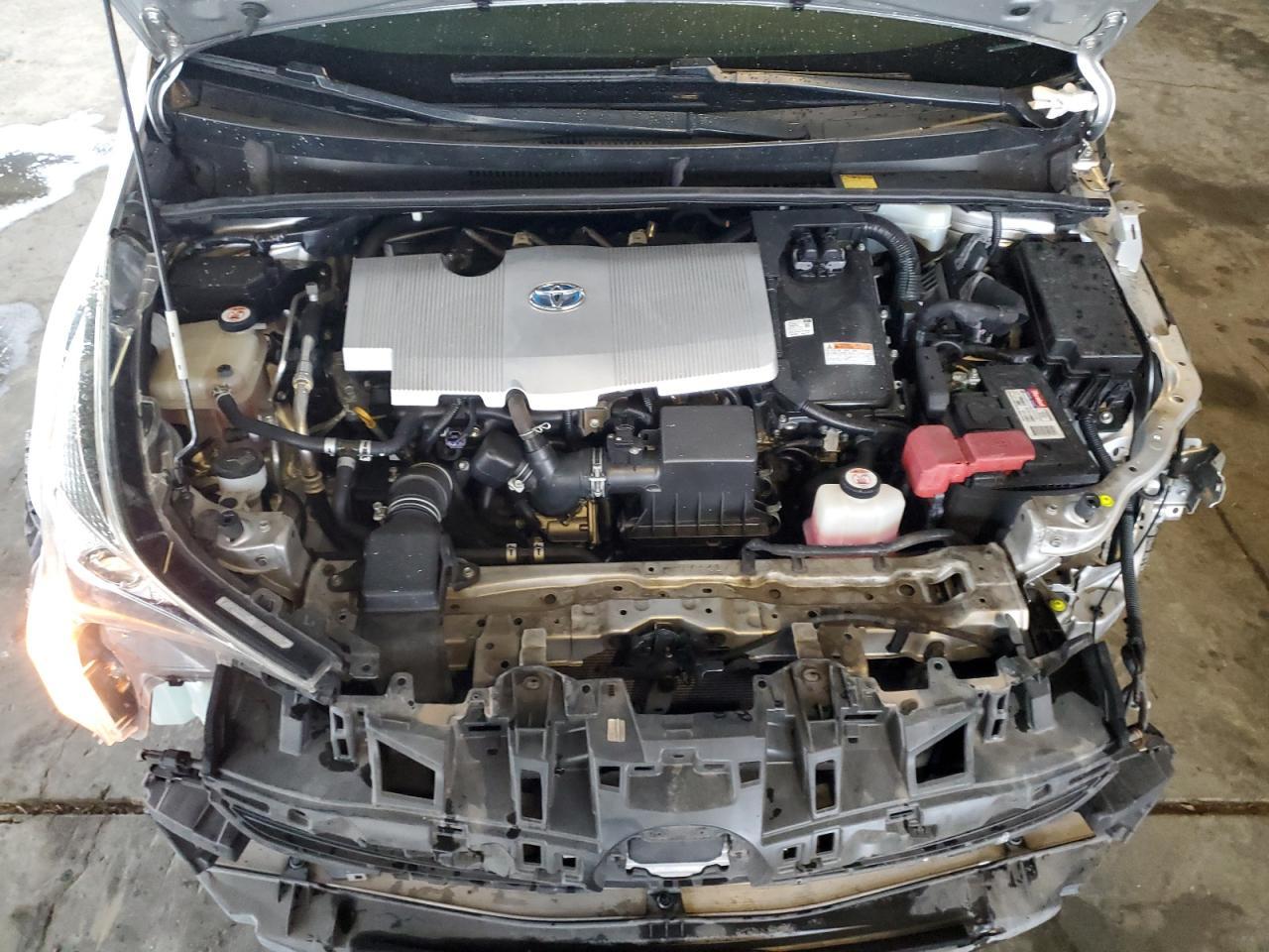 2017 TOYOTA PRIUS