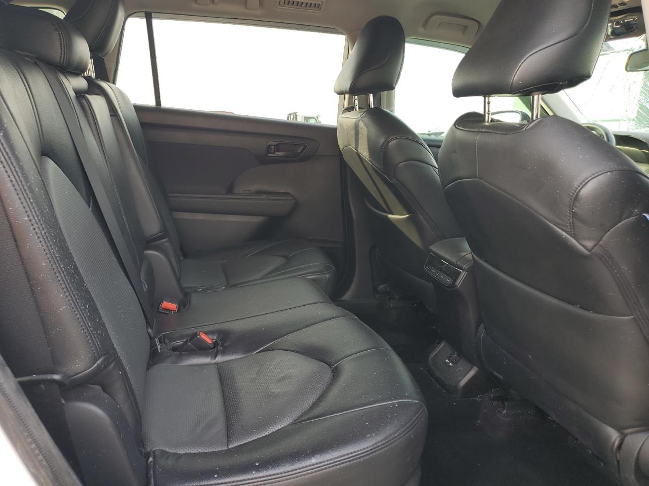 2020 TOYOTA HIGHLANDER
