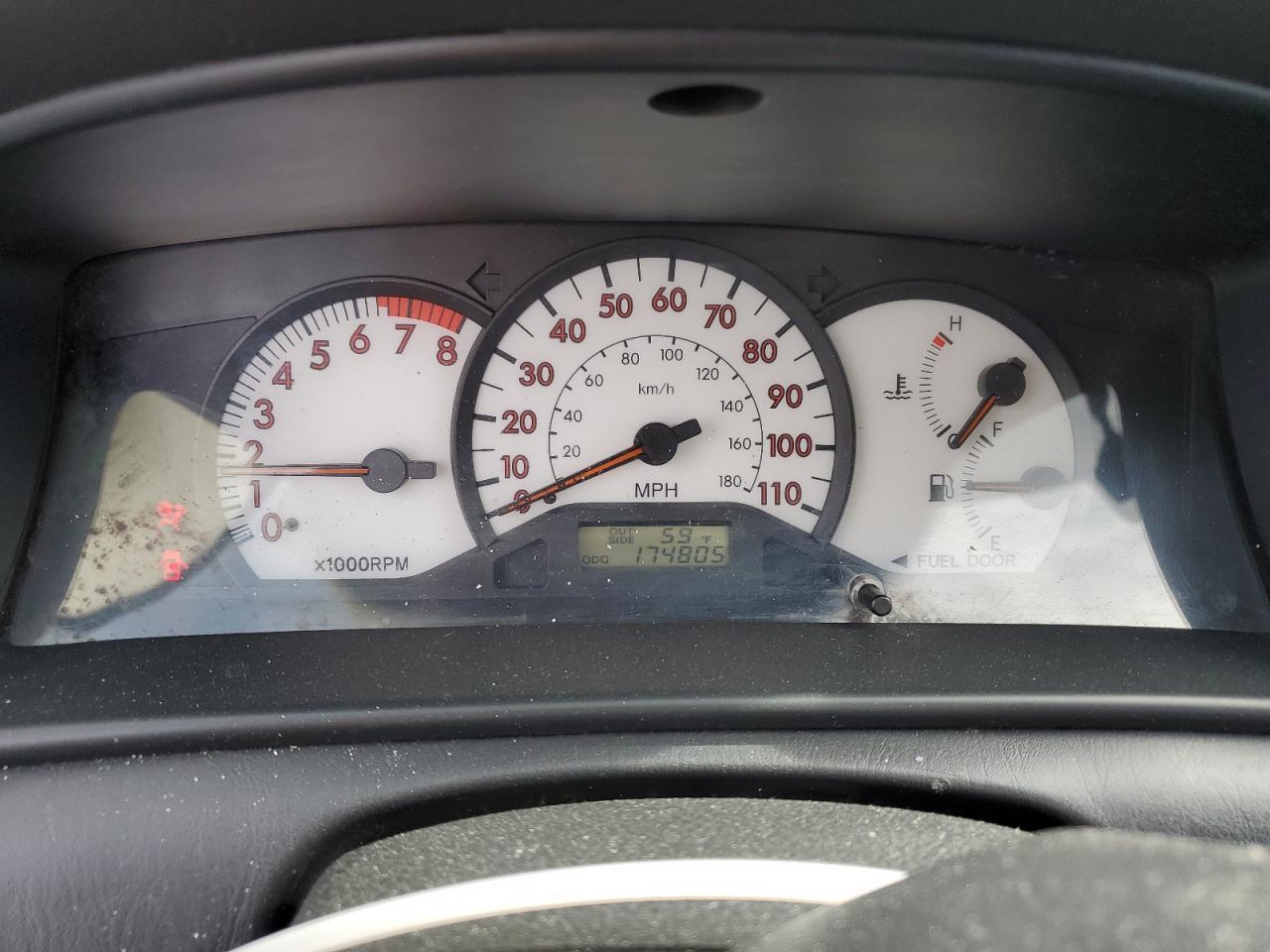 2004 TOYOTA COROLLA