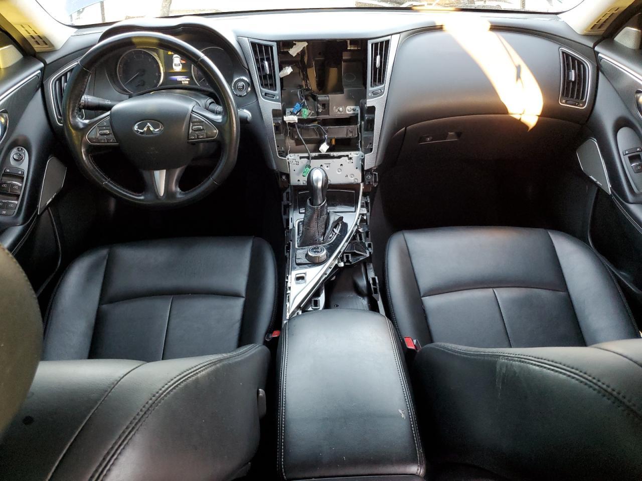 2017 INFINITI Q50