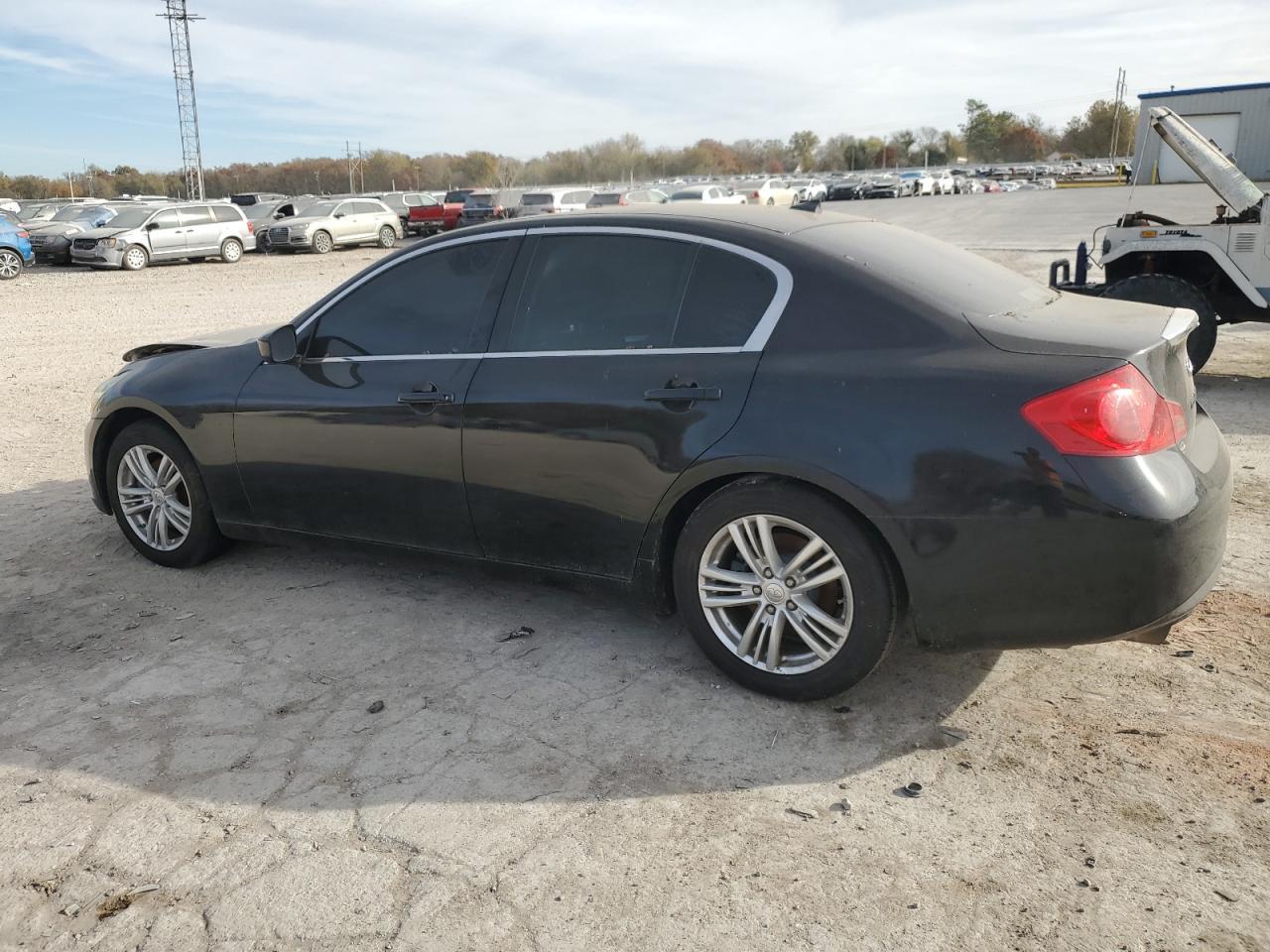 2012 INFINITI G25