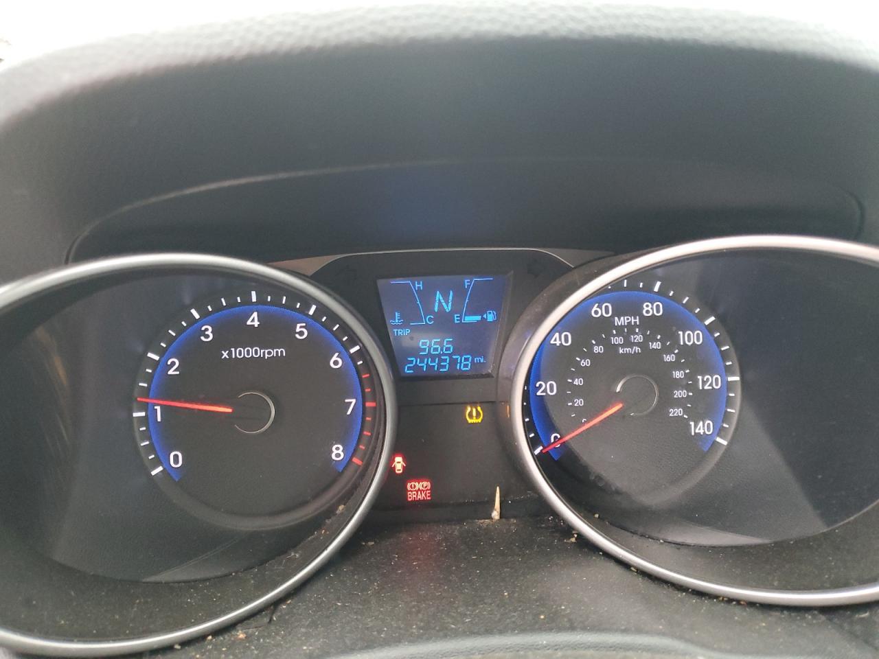 2011 HYUNDAI TUCSON