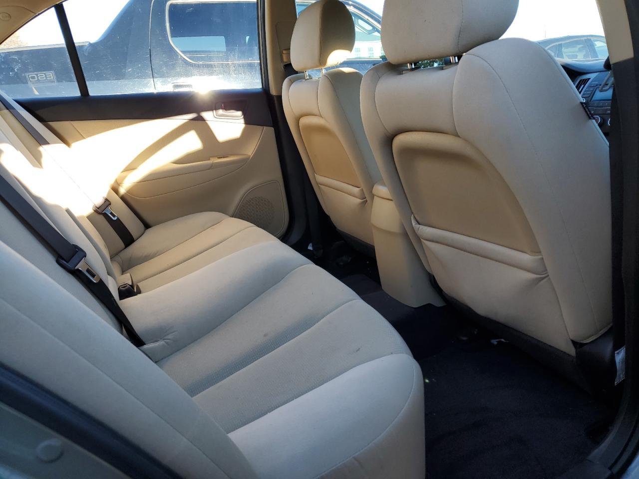 2010 HYUNDAI SONATA