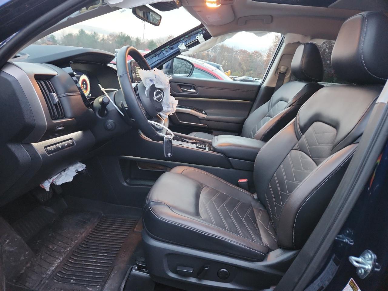 2024 NISSAN PATHFINDER