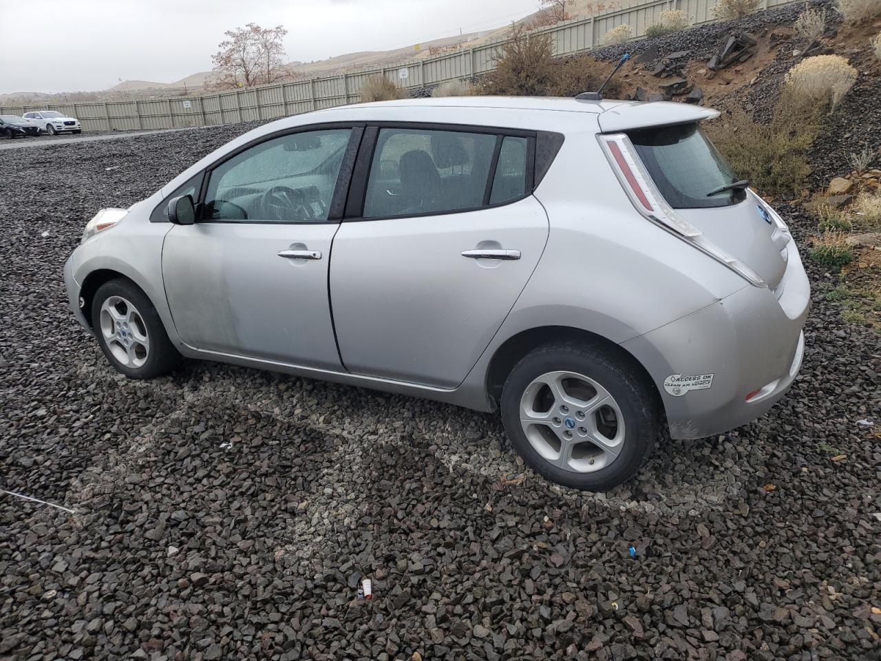 2013 NISSAN LEAF