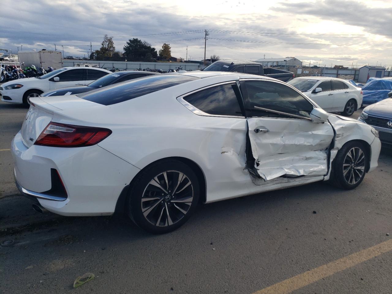 2017 HONDA ACCORD