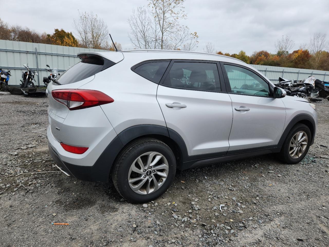 2016 HYUNDAI TUCSON