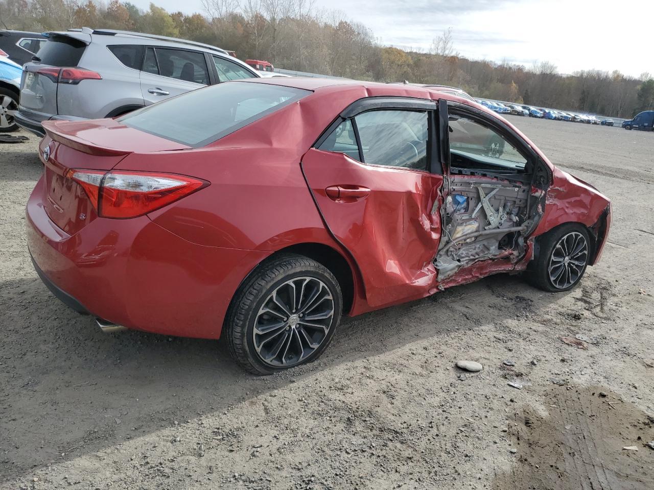 2015 TOYOTA COROLLA