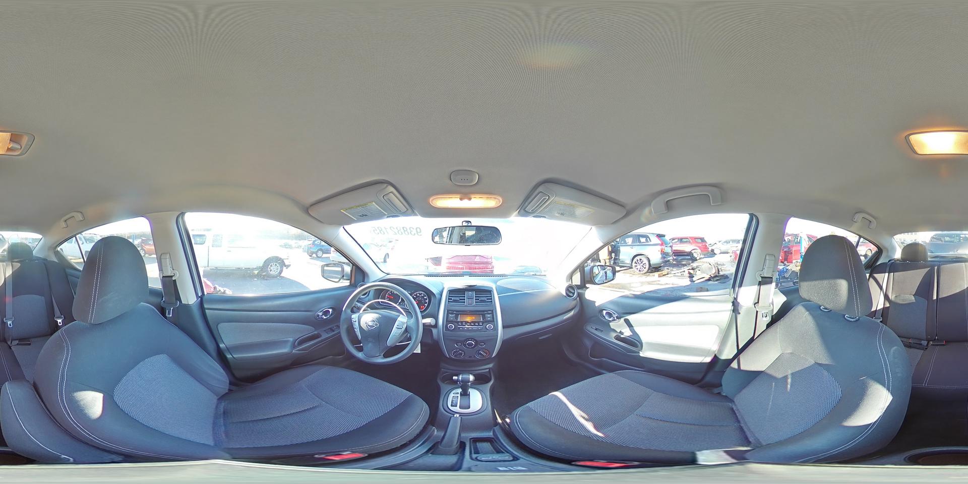 2015 NISSAN VERSA