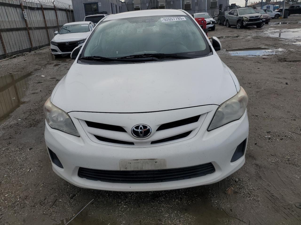 2011 TOYOTA COROLLA
