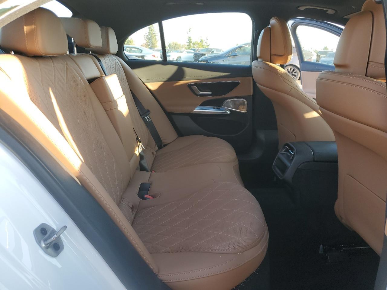 2025 MERCEDES-BENZ E-Class