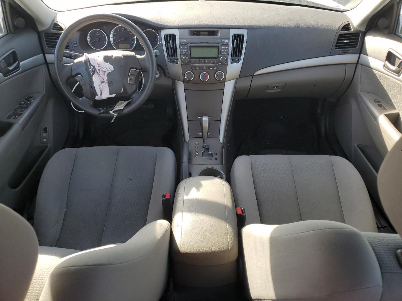 2010 HYUNDAI SONATA
