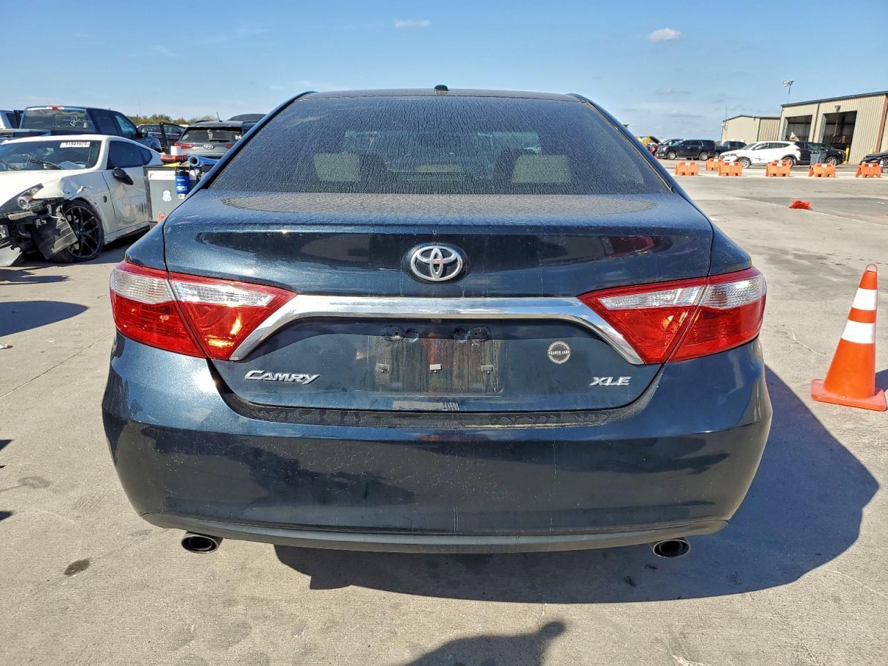 2015 TOYOTA CAMRY