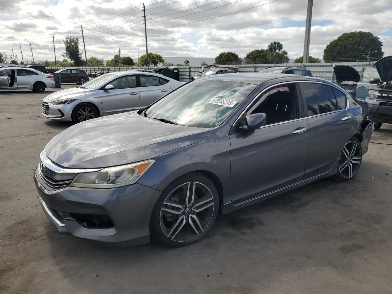 2017 HONDA ACCORD