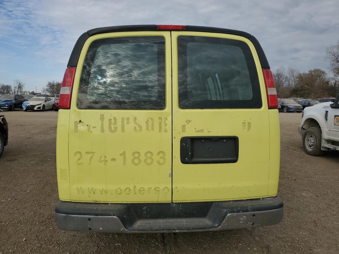 2016 GMC Savana