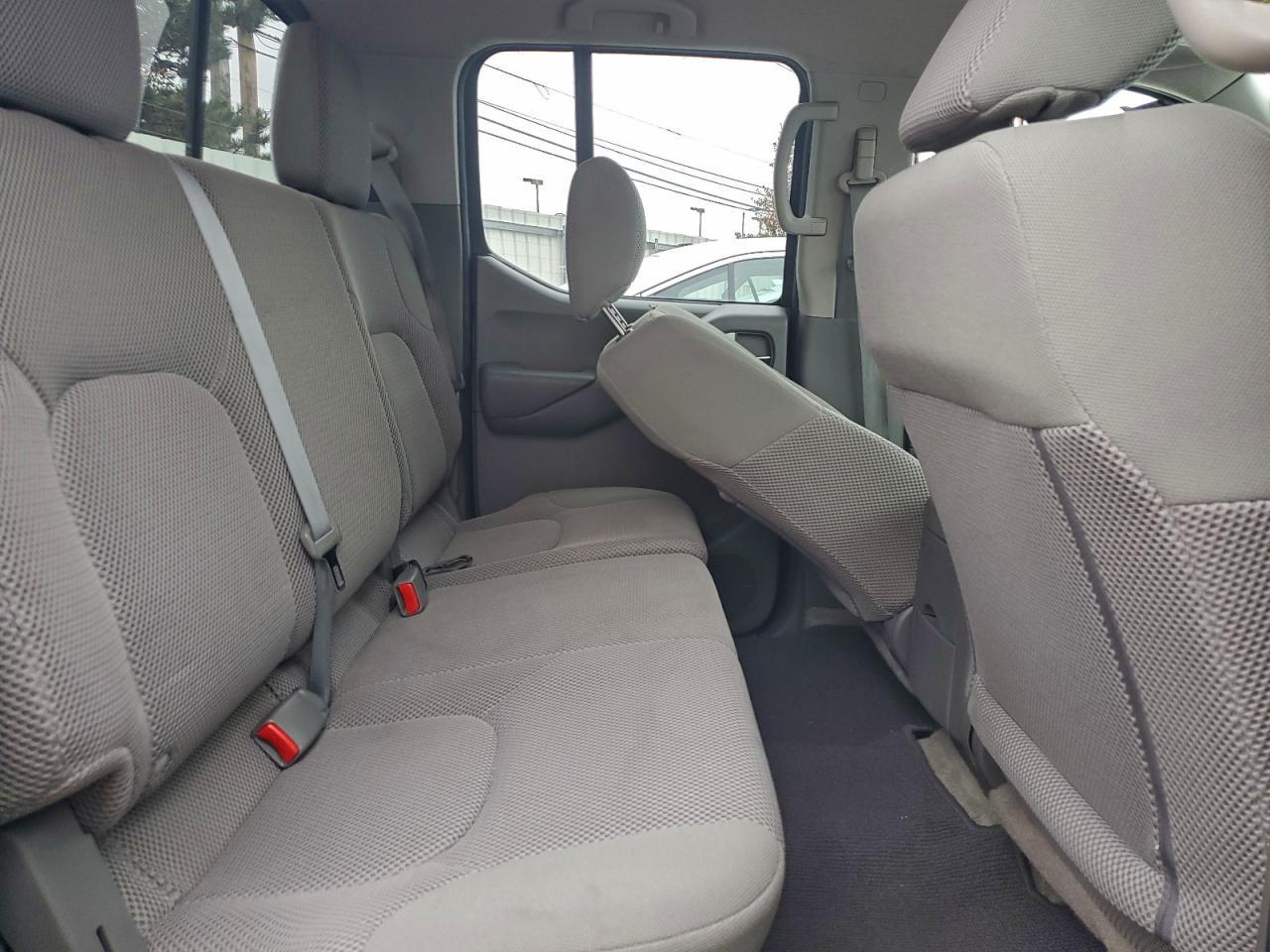 2016 NISSAN Frontier