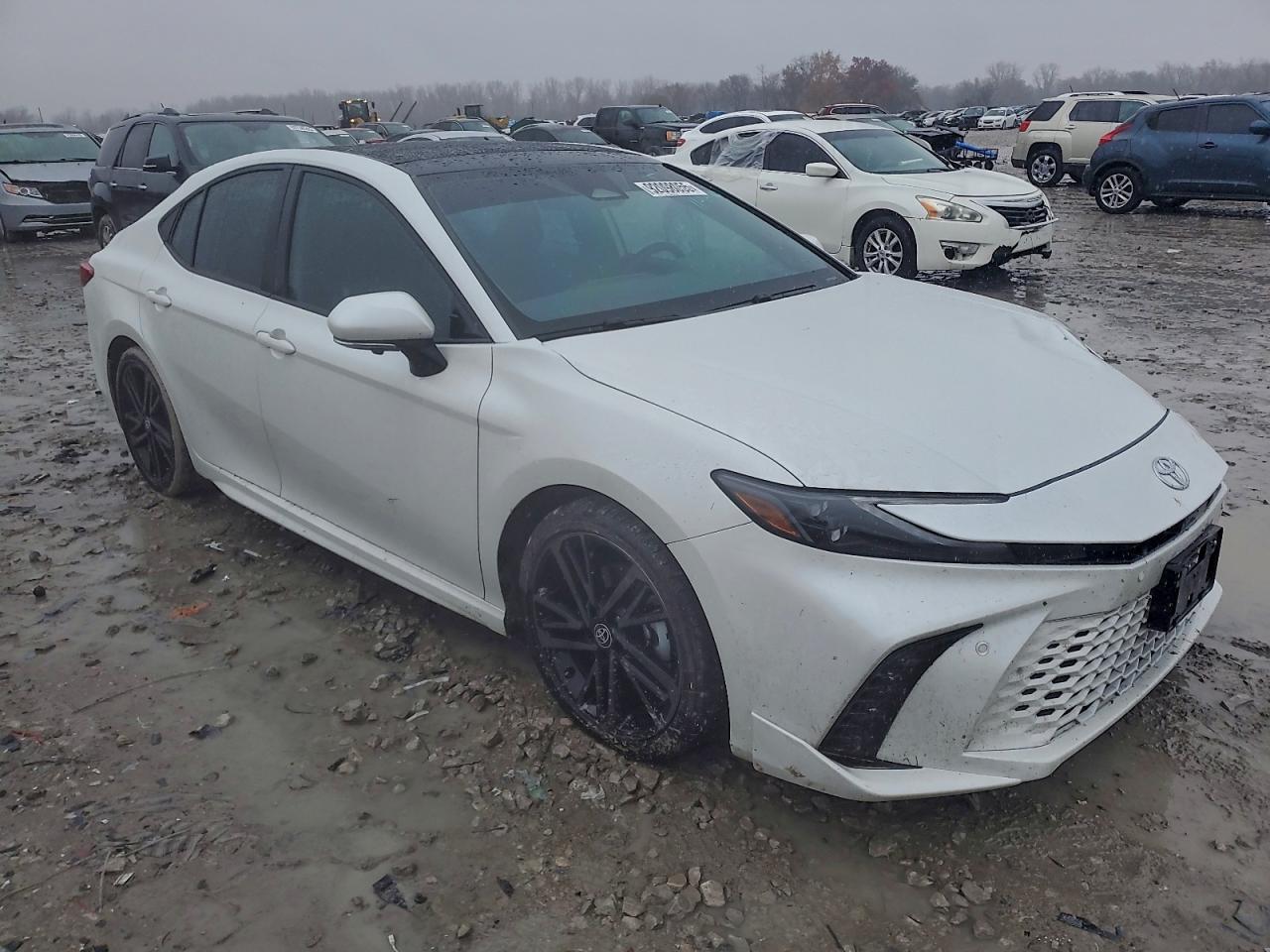 2025 TOYOTA CAMRY