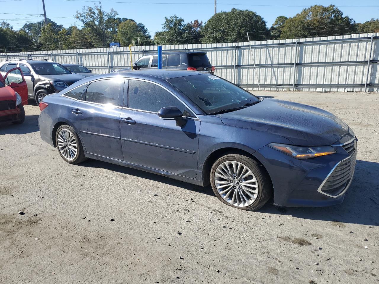 2019 TOYOTA Avalon
