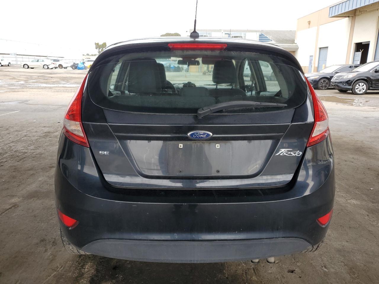 2012 FORD Fiesta