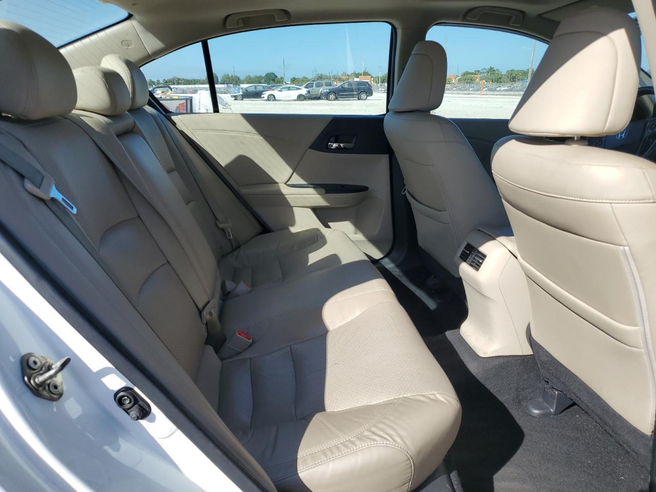 2016 HONDA ACCORD