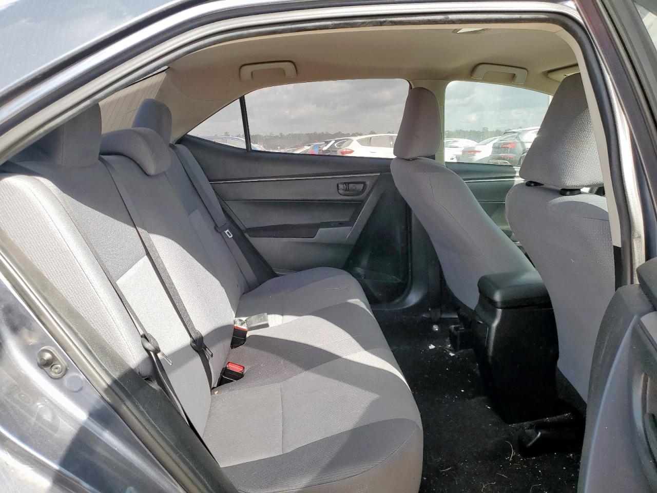 2015 TOYOTA COROLLA