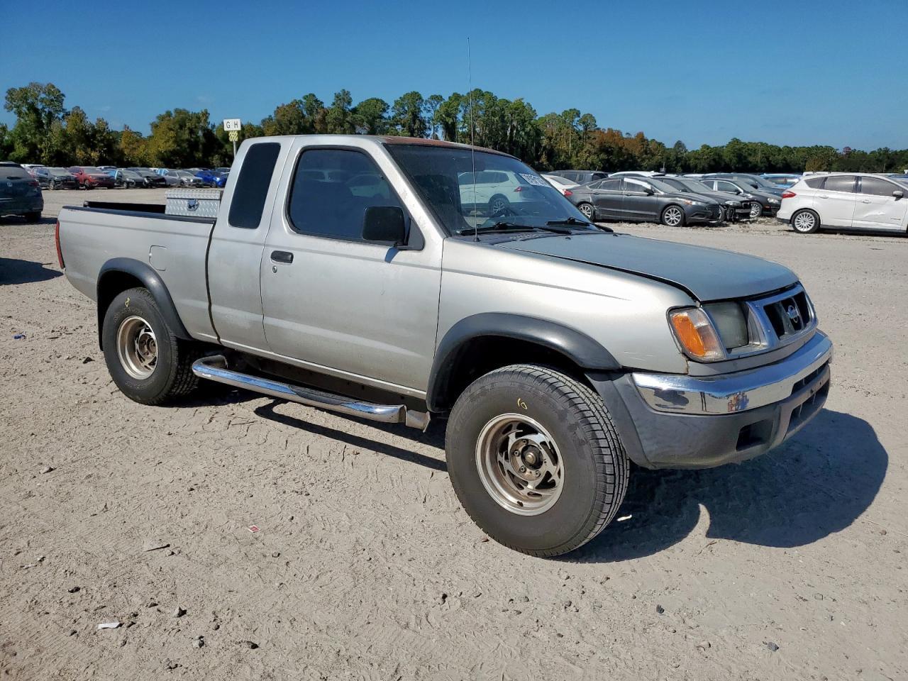 1998 NISSAN Frontier