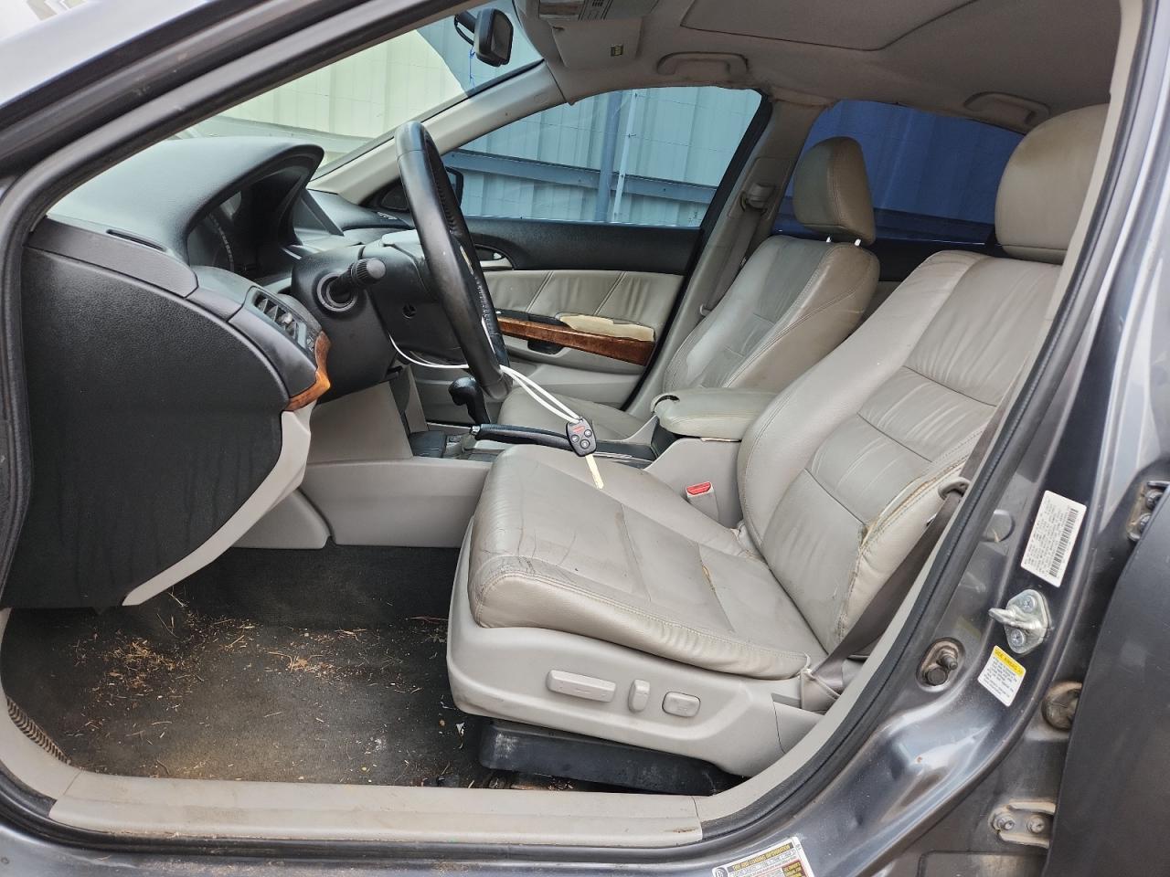 2011 HONDA ACCORD