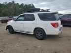 2004 TOYOTA Sequoia
