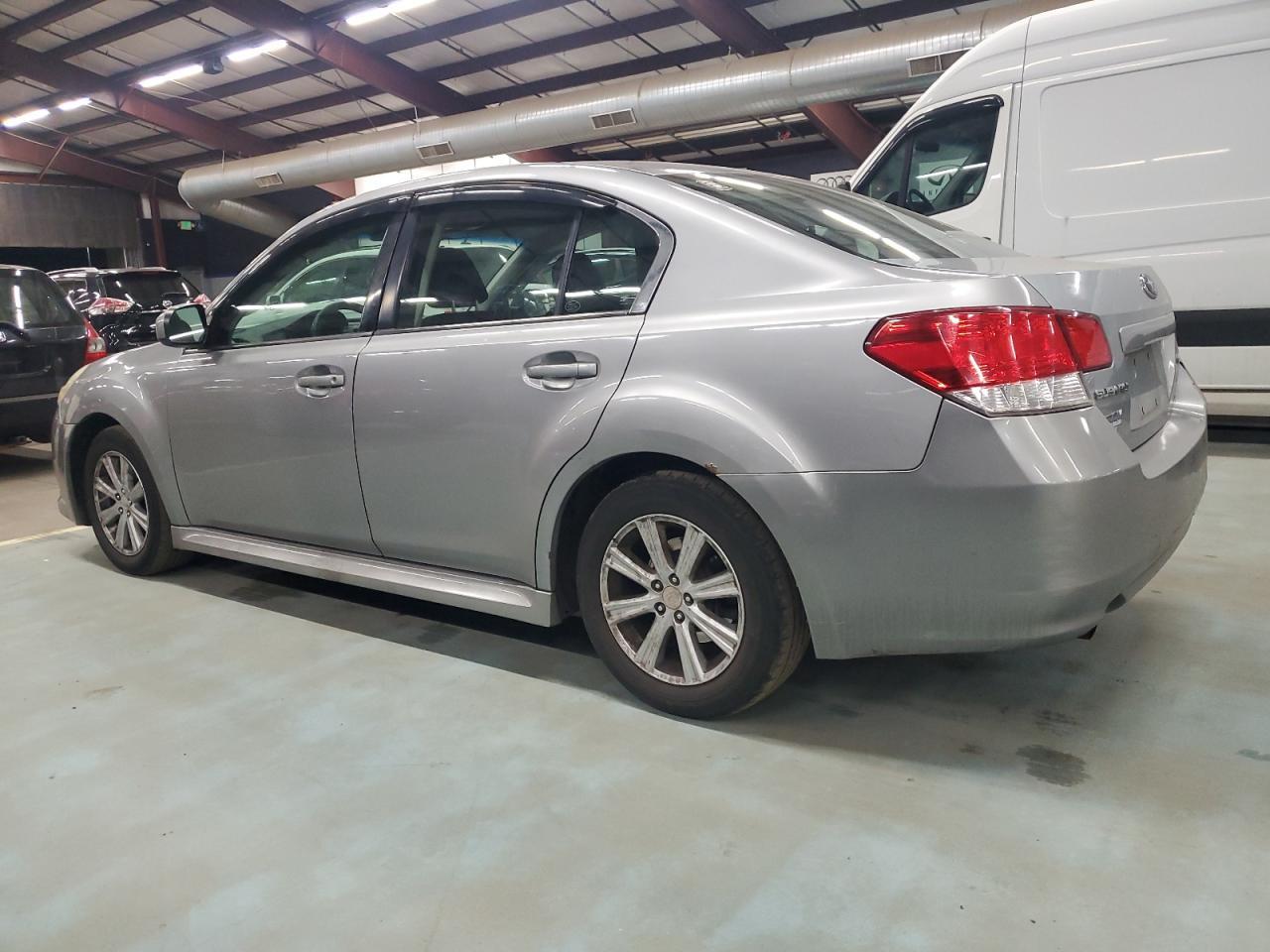 2010 SUBARU Legacy