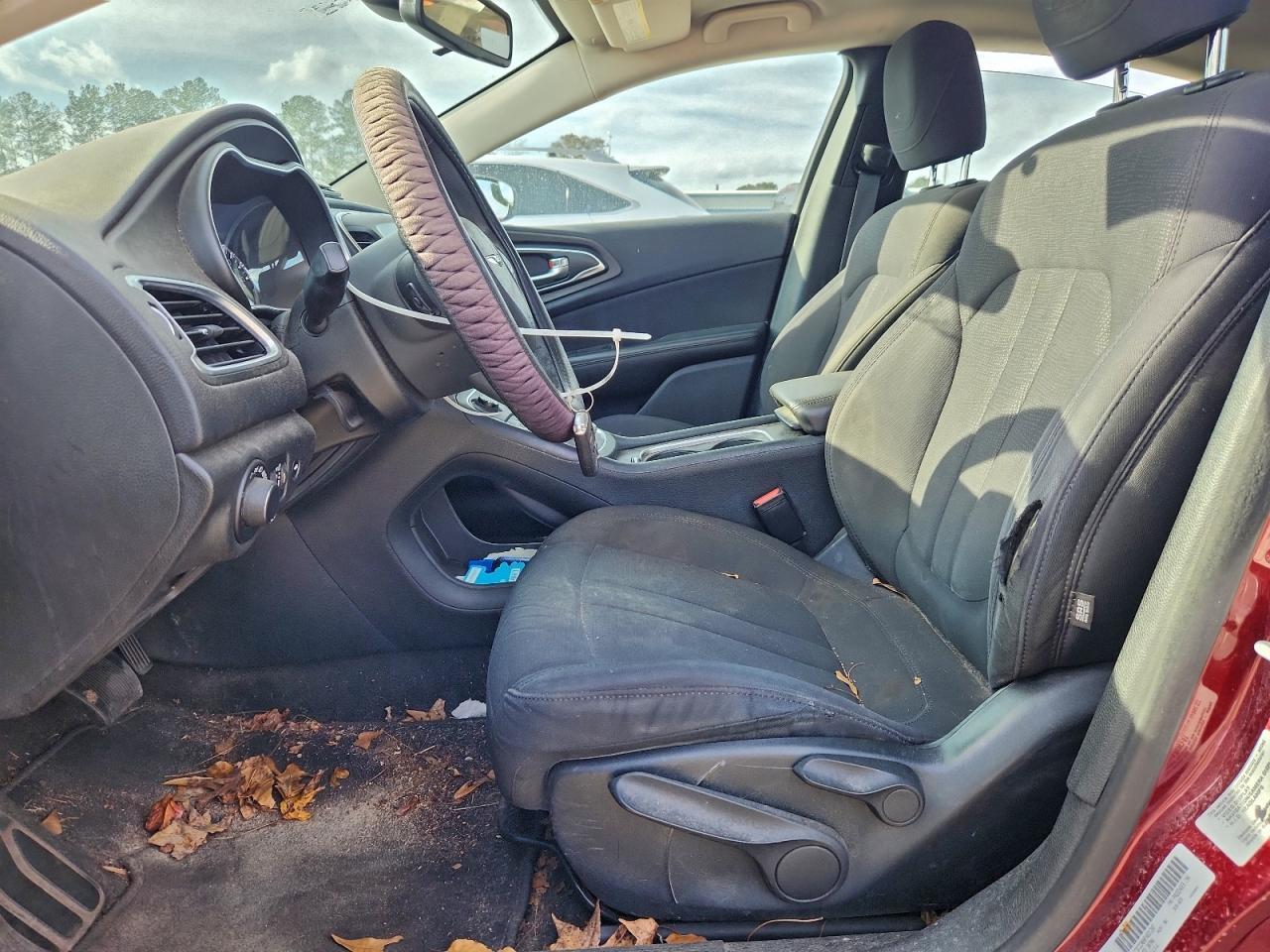 2015 CHRYSLER 200