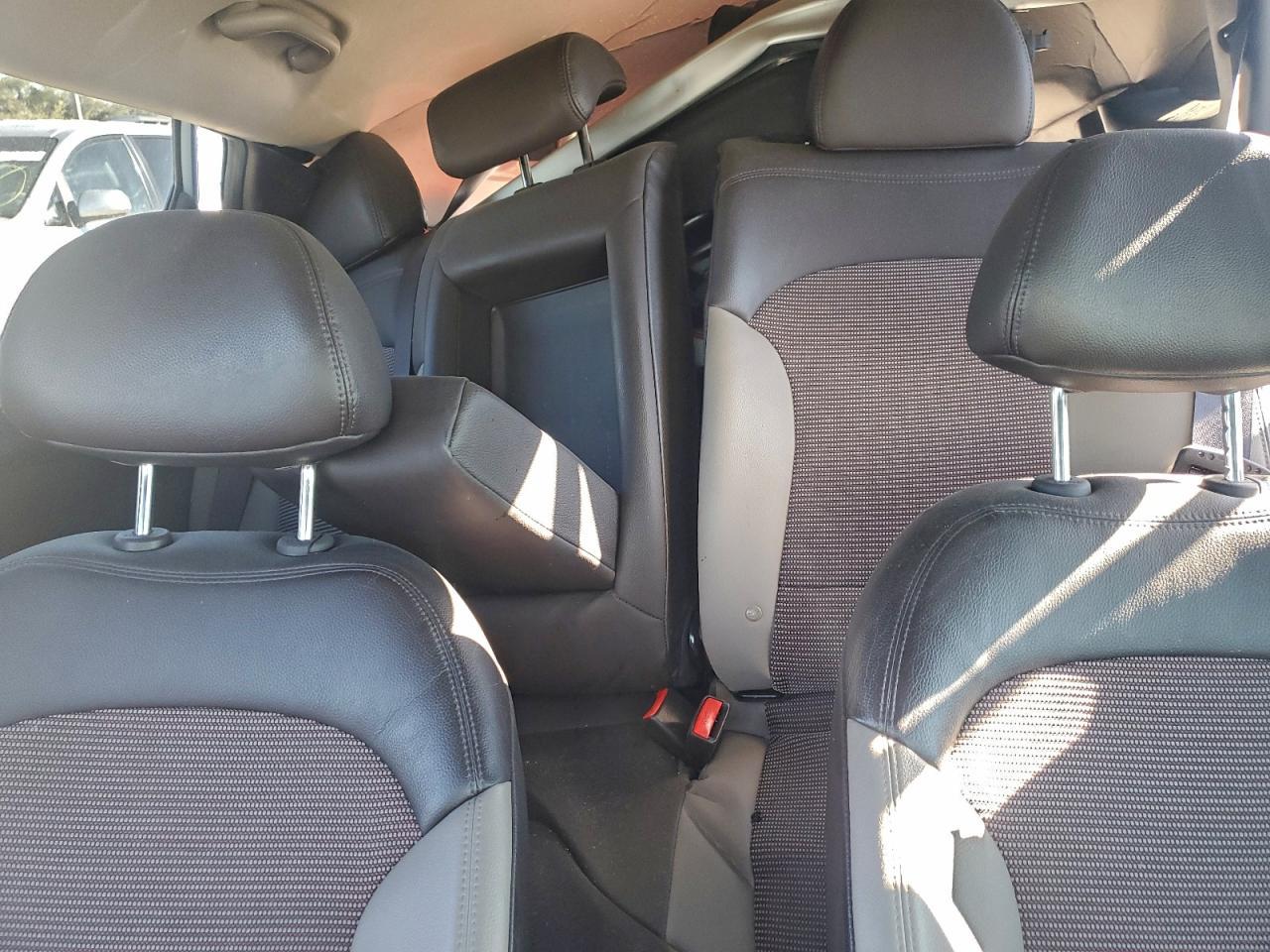2012 HYUNDAI TUCSON