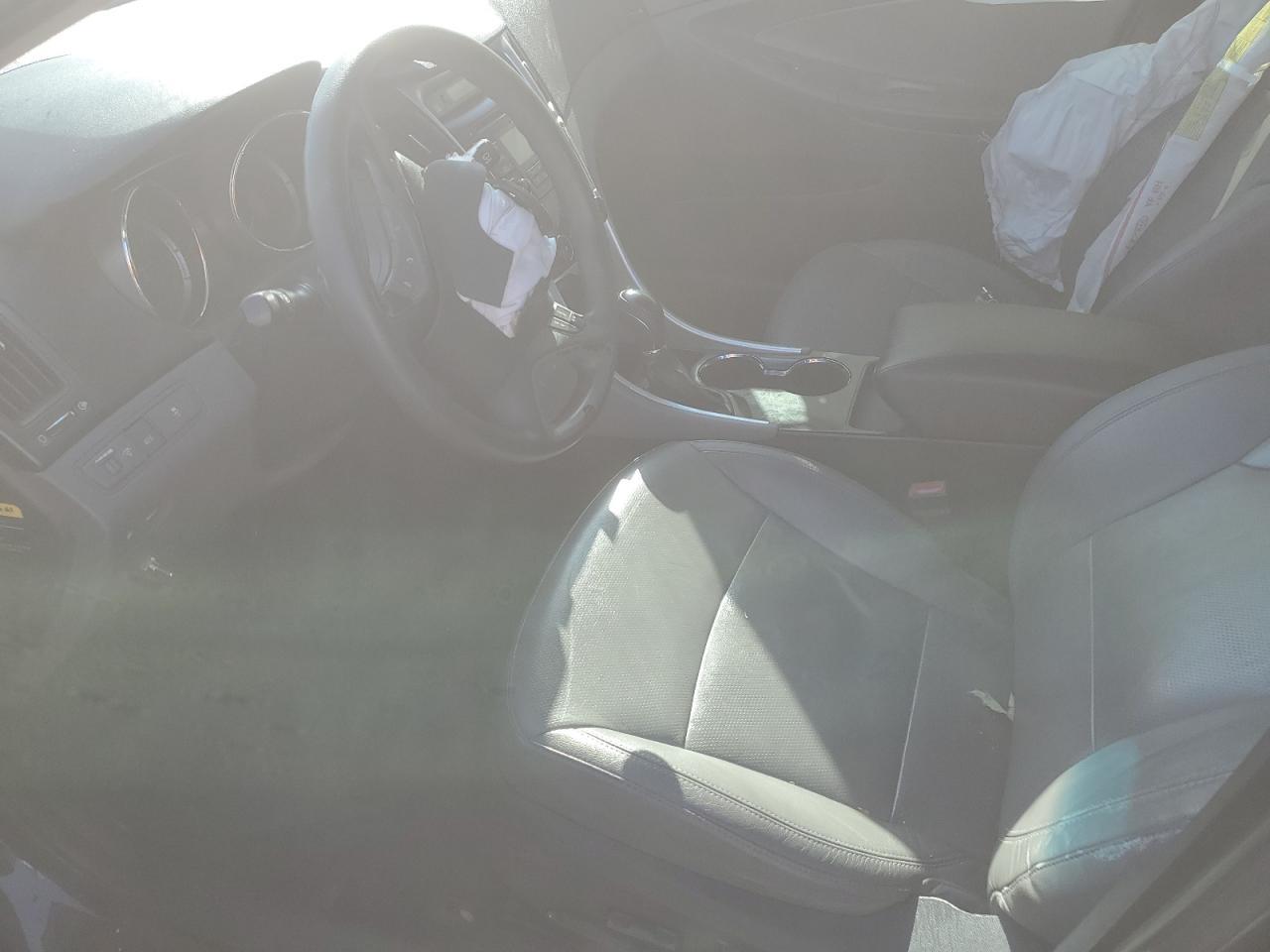 2011 HYUNDAI SONATA