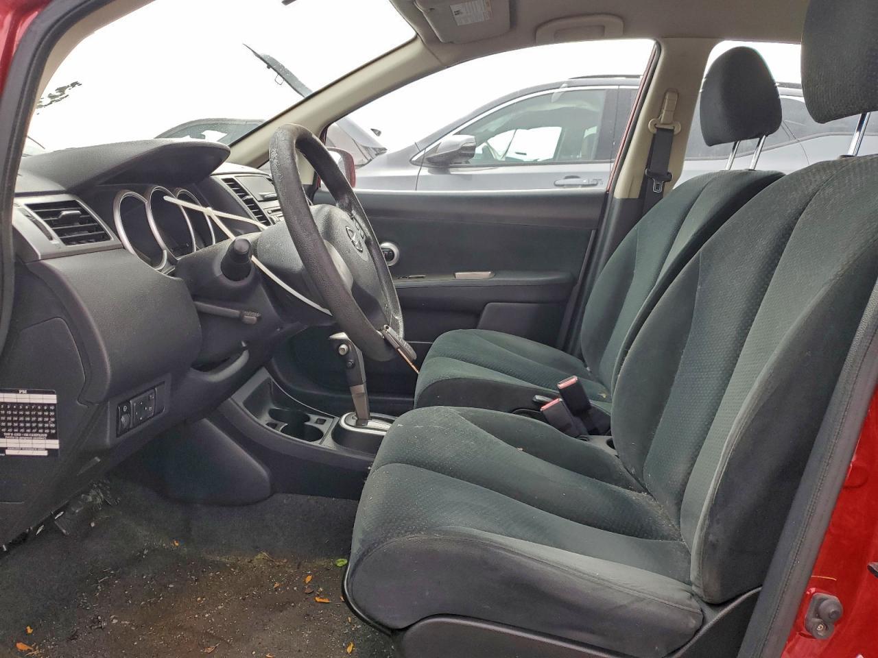 2010 NISSAN VERSA