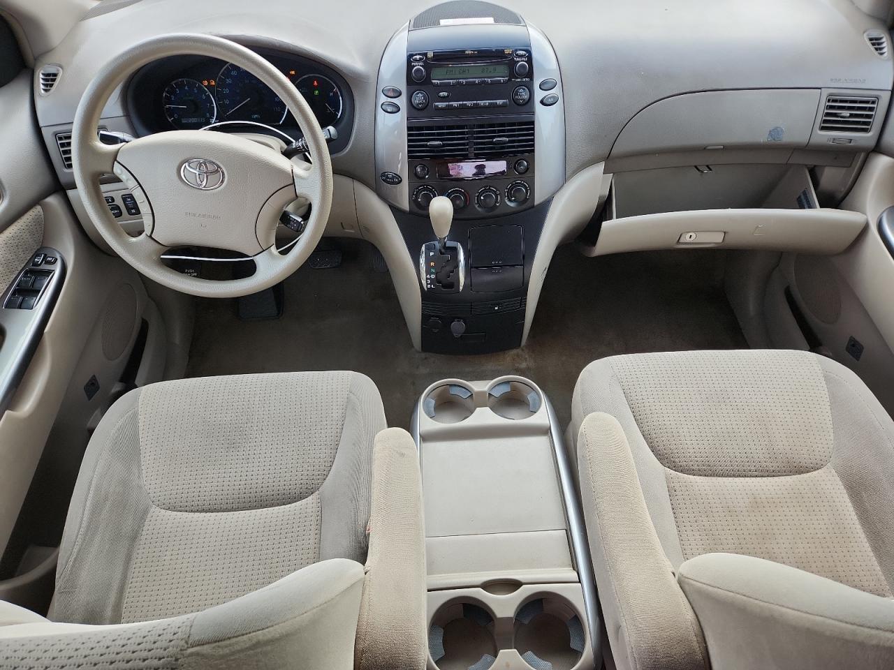 2008 TOYOTA SIENNA