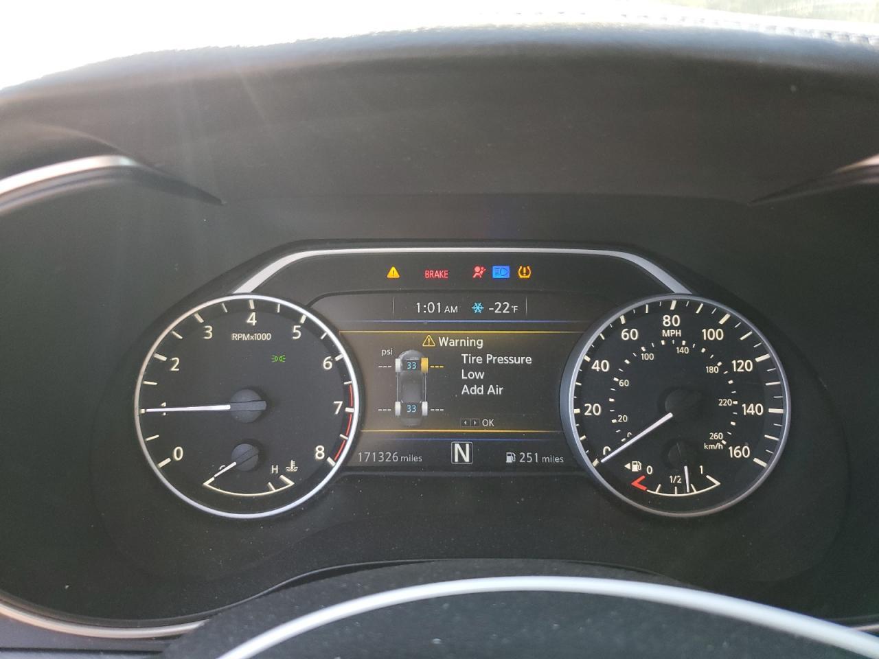 2016 NISSAN Maxima