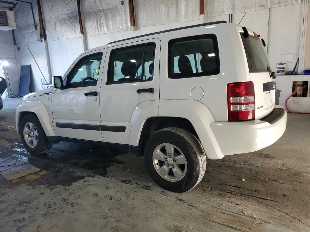 2012 JEEP Liberty