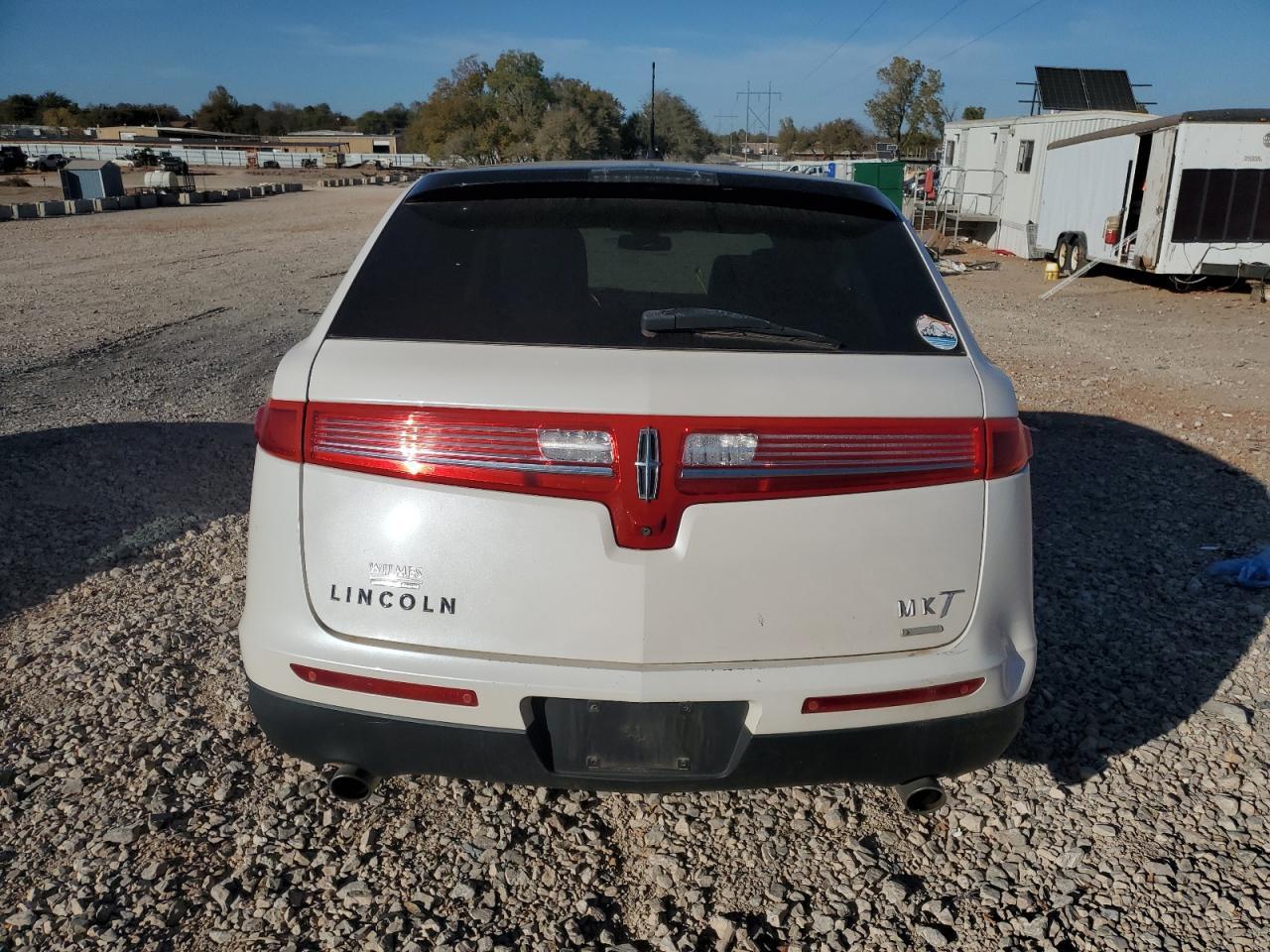 2014 LINCOLN MKT