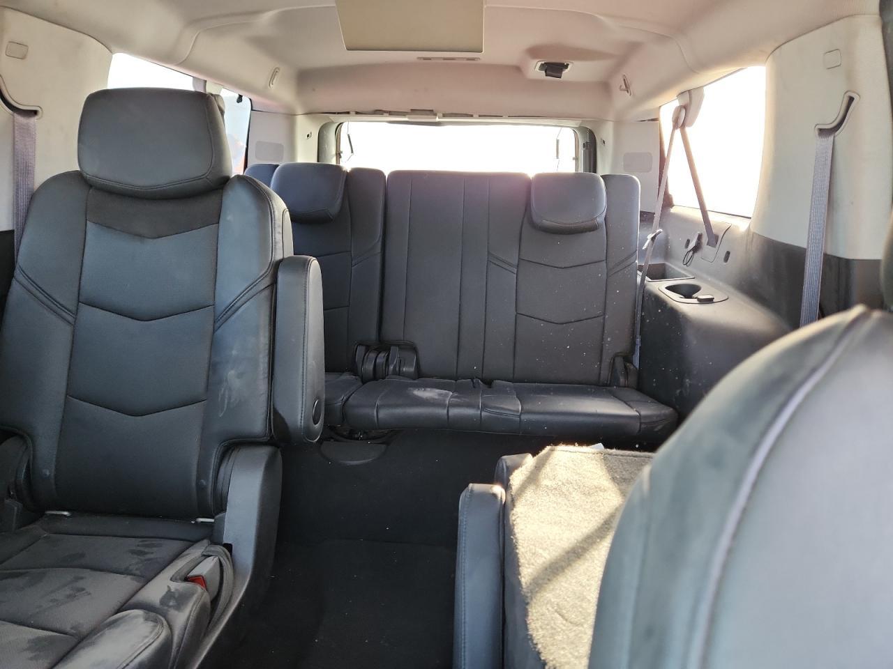 2015 CADILLAC Escalade ESV