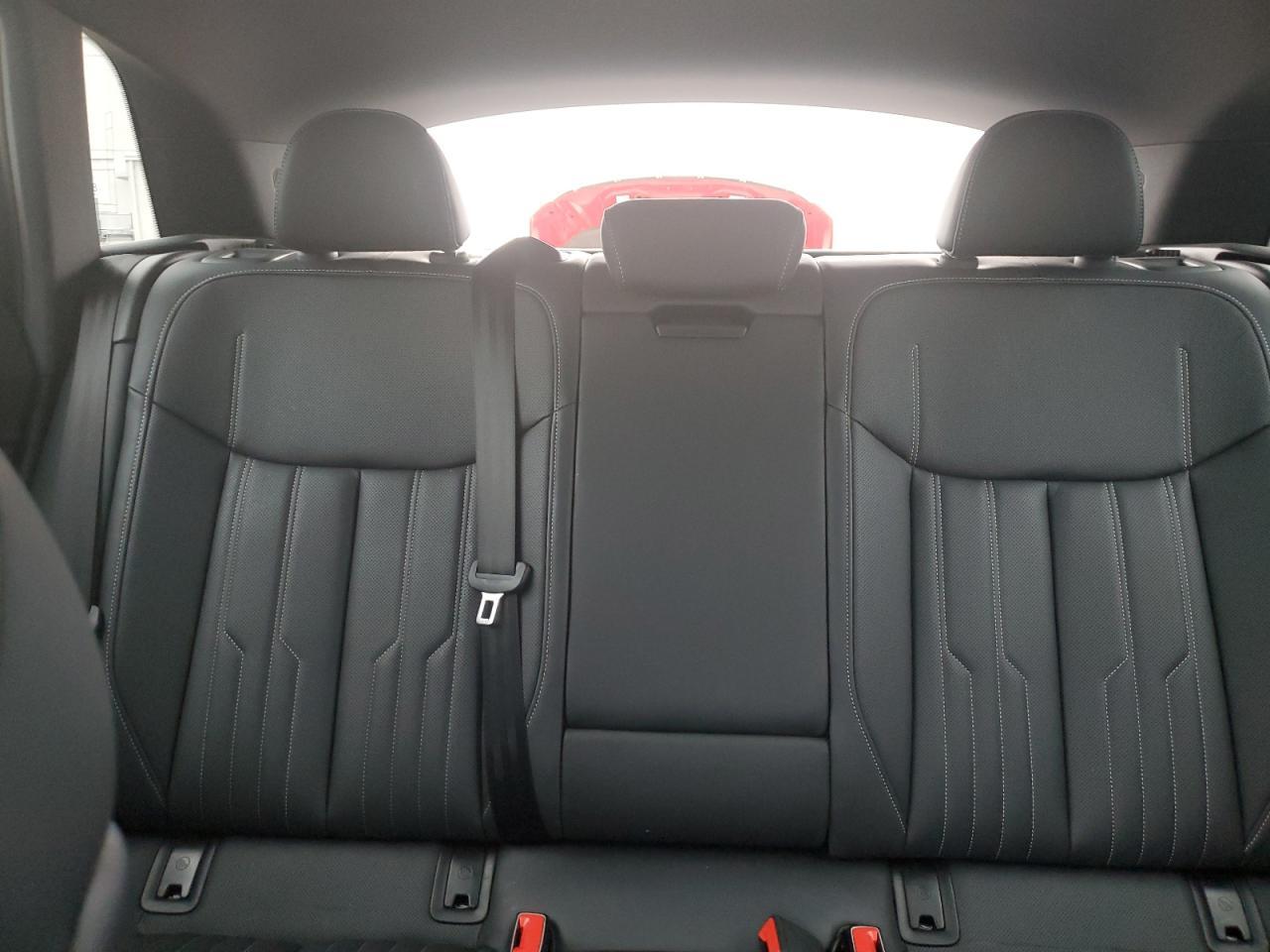 2024 AUDI SQ8